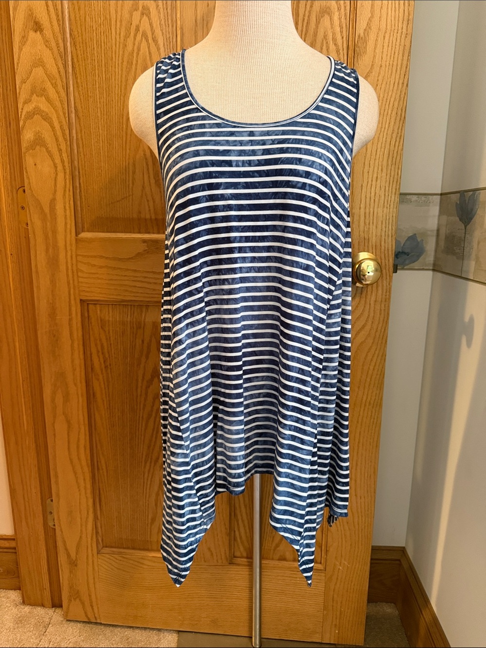 Lee Striped Navy and White Sleeveless Swing Tank Top